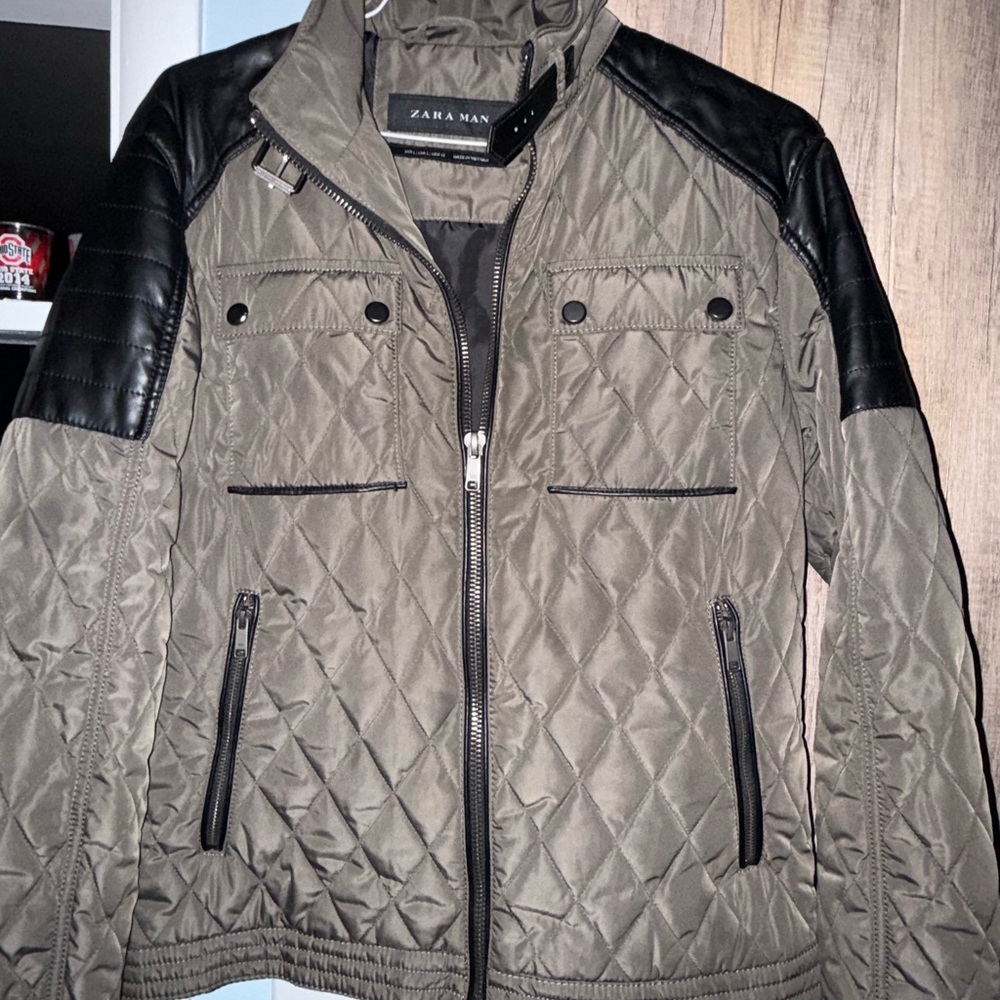 Zara Quilted Bomber Jacket - Olive and Black